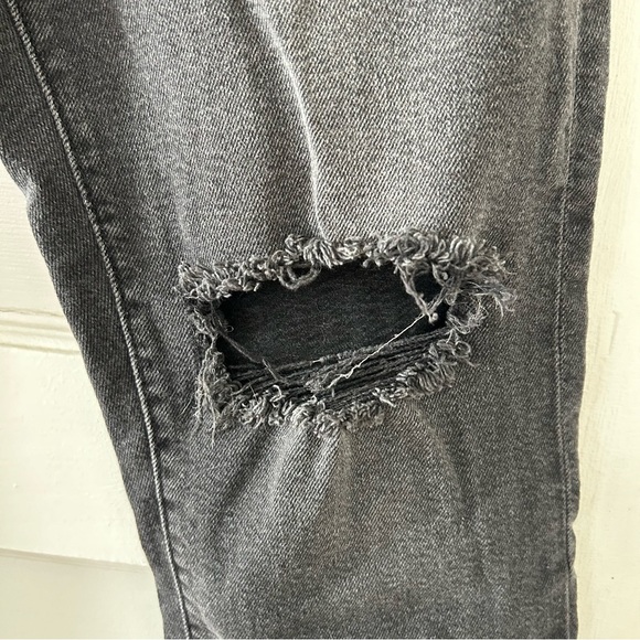 Levi’s Wedgie Straight Jeans - Picture 5 of 6